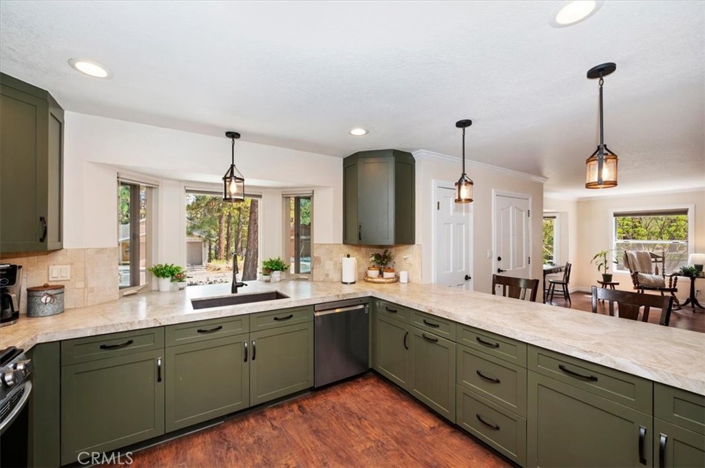 41725 Mockingbird Property Photo 13