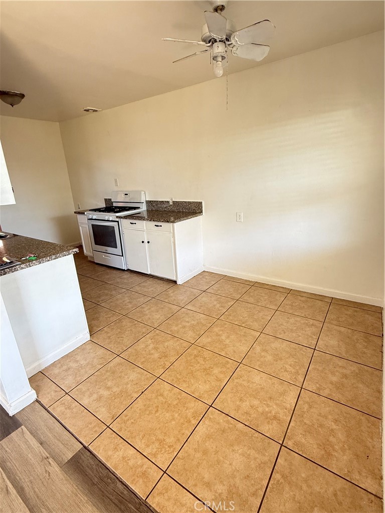 645 Euclid Property Photo 5