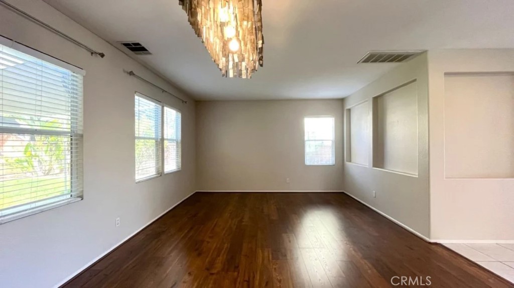 19059 Weathervane Pl. Property Photo 12