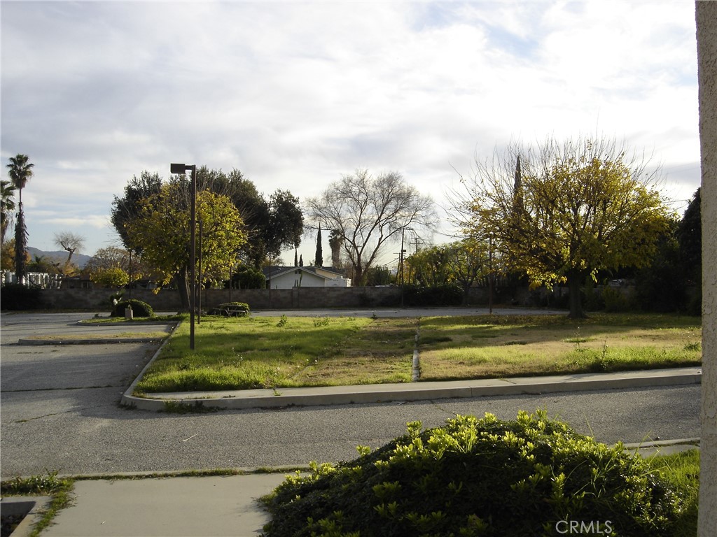 1543 W 8th Street Property Photo 6