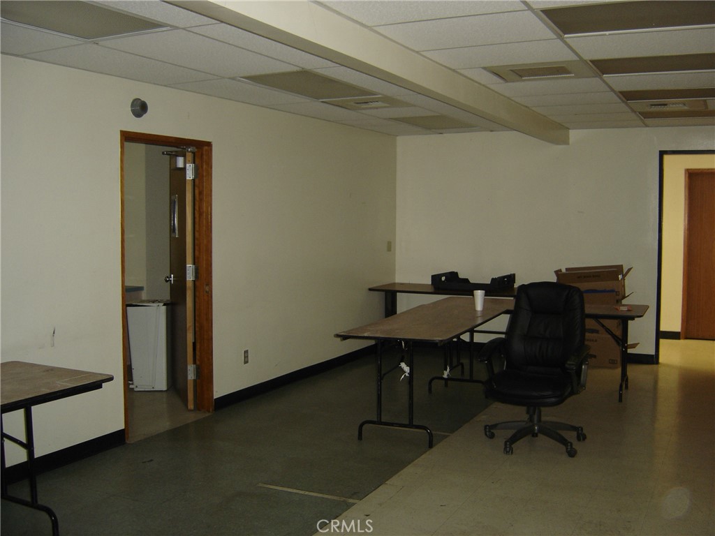 1543 W 8th Street Property Photo 28