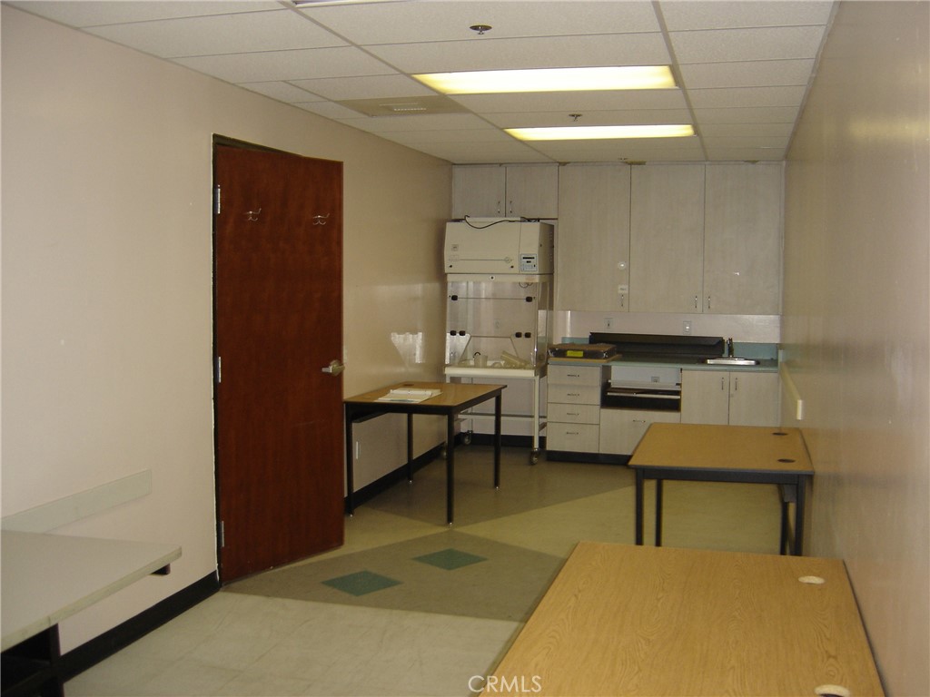 1543 W 8th Street Property Photo 30