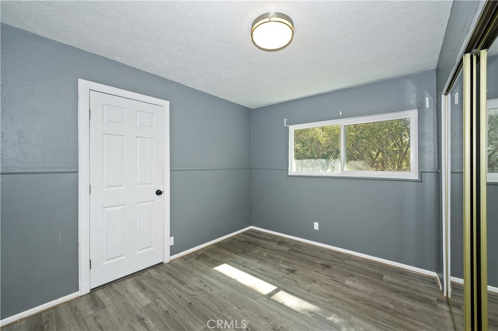 853 Los Angeles Property Photo 15