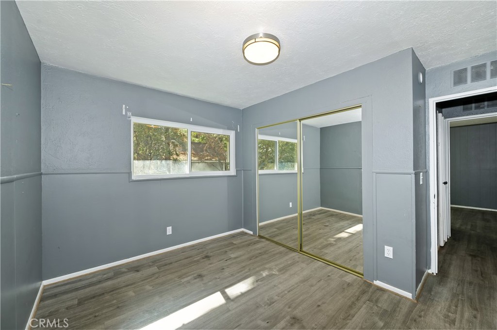 853 Los Angeles Property Photo 16