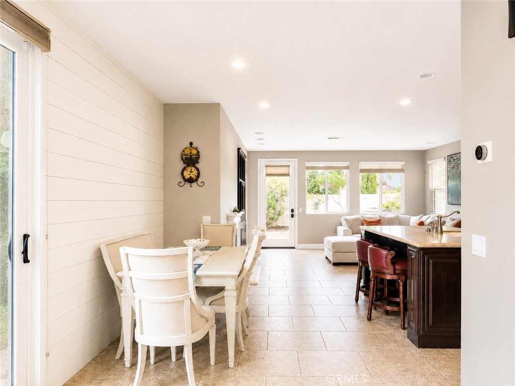 11082 Kalmia Court Property Photo 6