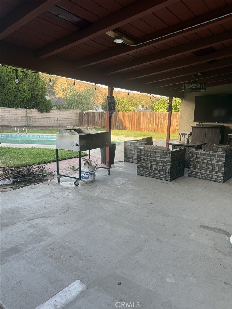 1280 Lomita Property Photo 5