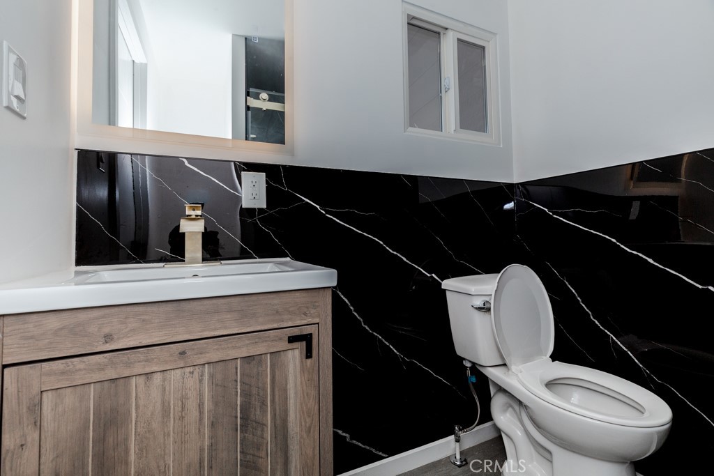 142 Sir Damas Drive Property Photo 20