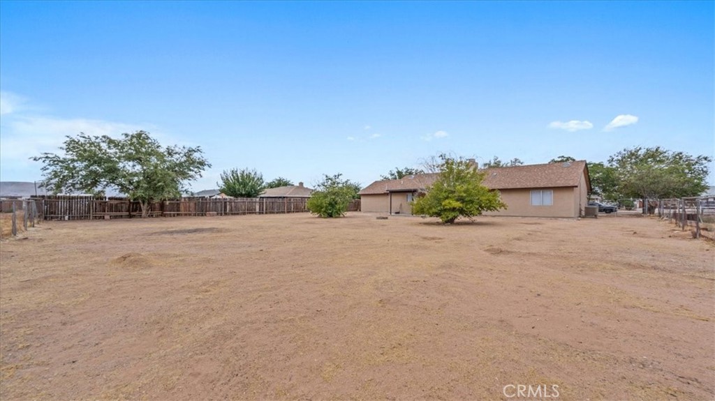13225 Topock Property Photo 28