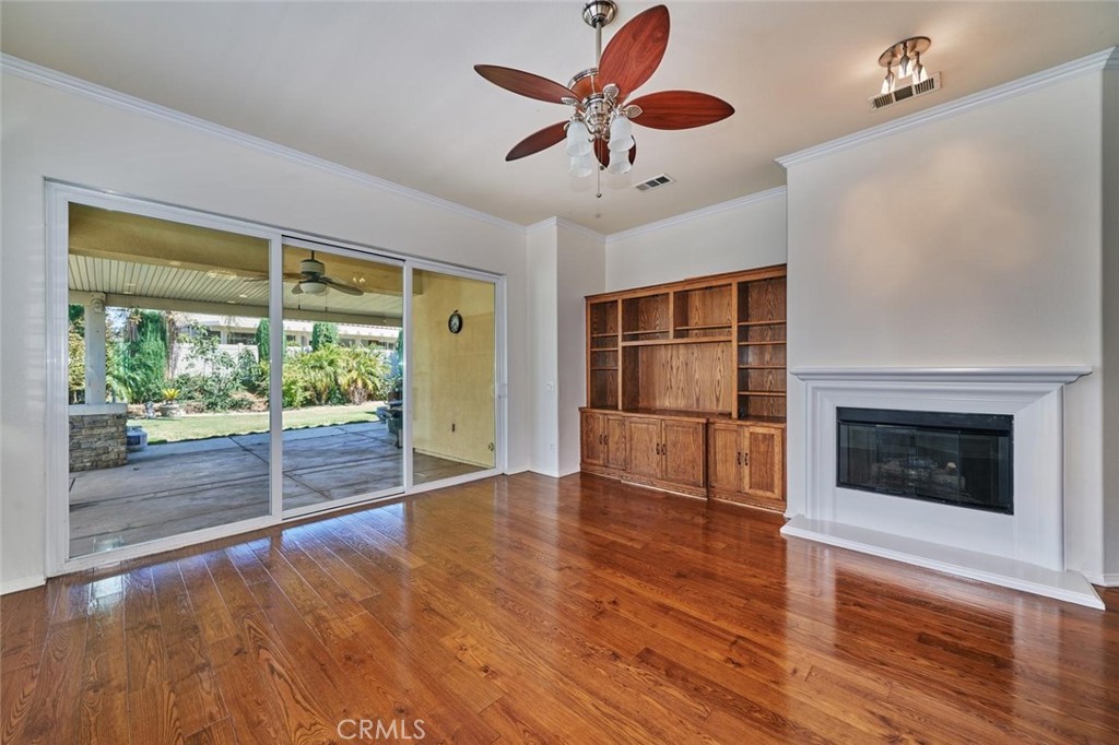 1034 Riviera Court Property Photo 15