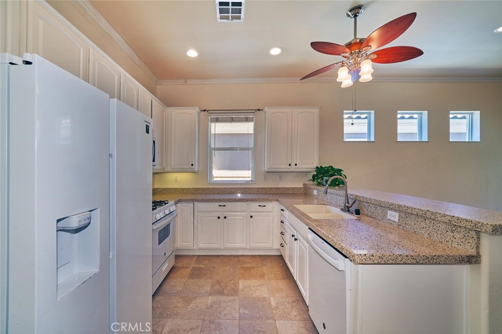 1034 Riviera Court Property Photo 20