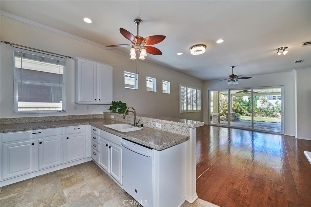 1034 Riviera Court Property Photo 21