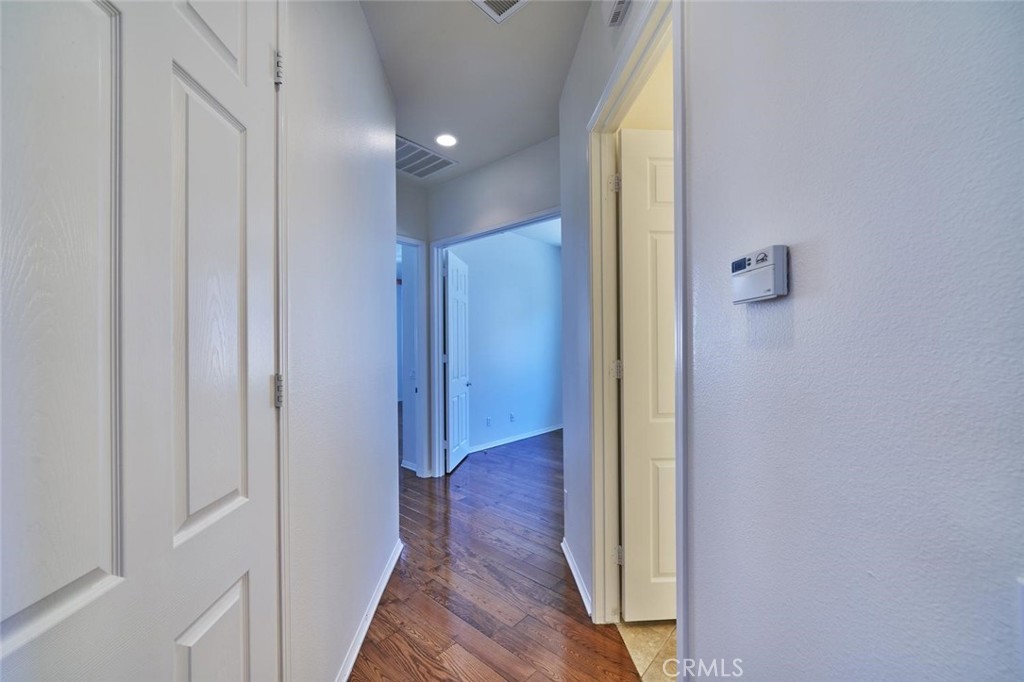 1034 Riviera Court Property Photo 25