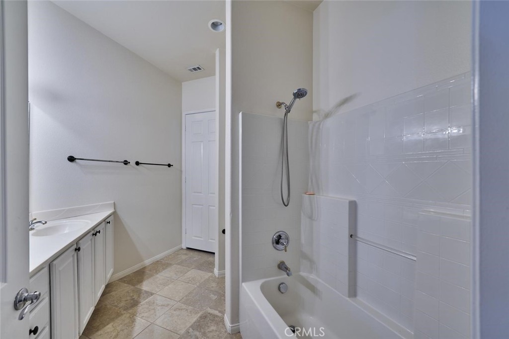 1034 Riviera Court Property Photo 26
