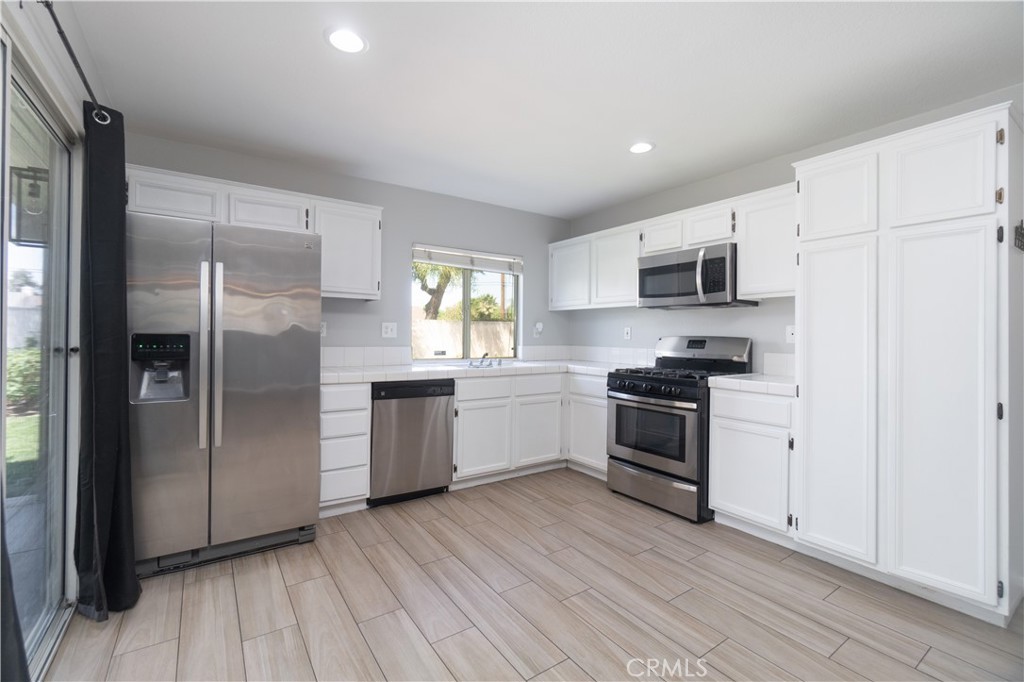 15419 Alosta Property Photo 11