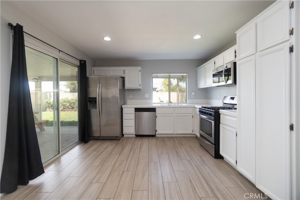 15419 Alosta Property Photo 13