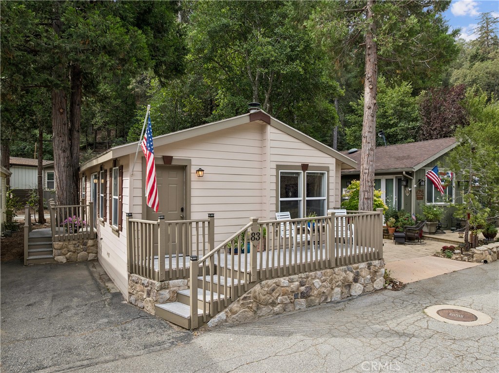 27500 State Highway 189 Property Photo 2