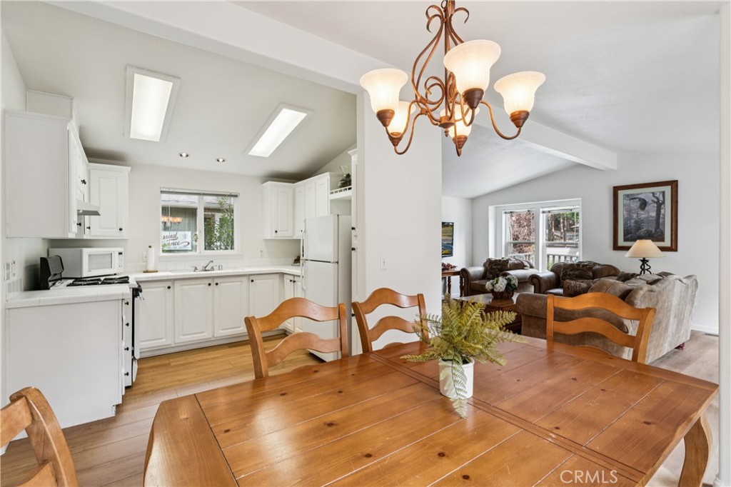27500 State Highway 189 Property Photo 15
