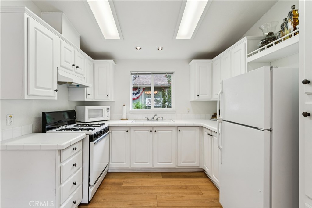 27500 State Highway 189 Property Photo 16