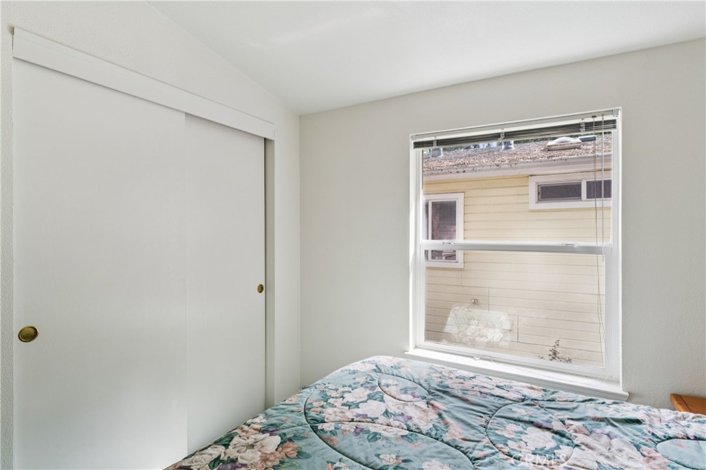 27500 State Highway 189 Property Photo 22