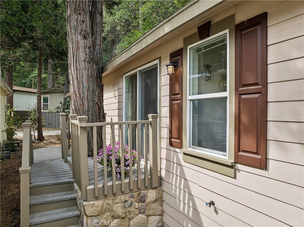 27500 State Highway 189 Property Photo 29