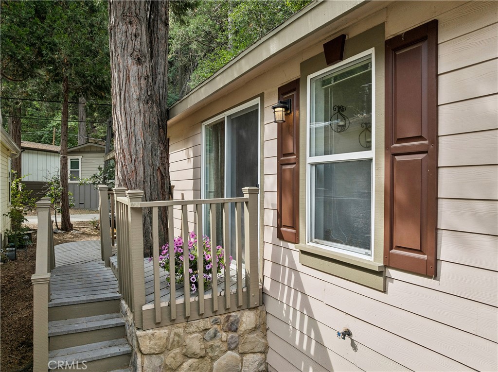 27500 State Highway 189 Property Photo 29