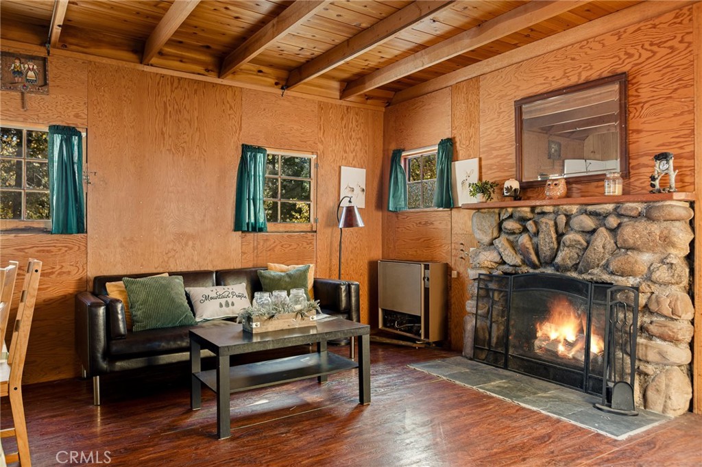 2478 Elko Property Photo 3