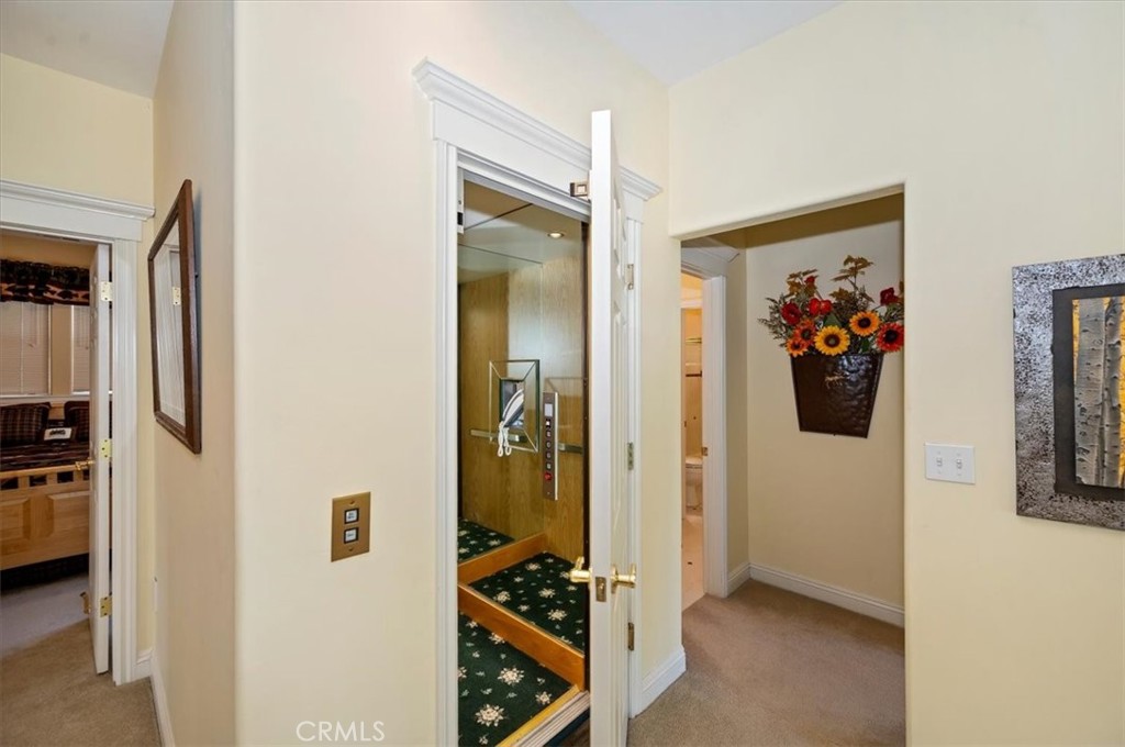 483 Emerald Property Photo 22