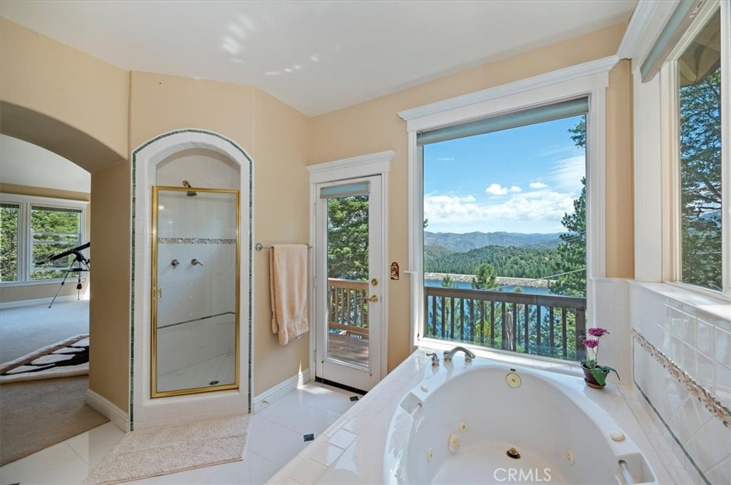483 Emerald Property Photo 29