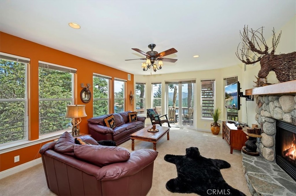 483 Emerald Property Photo 40