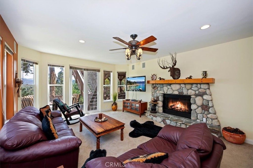483 Emerald Property Photo 41