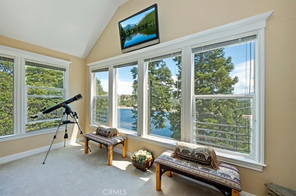 483 Emerald Property Photo 60