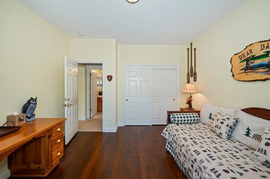 483 Emerald Property Photo 61