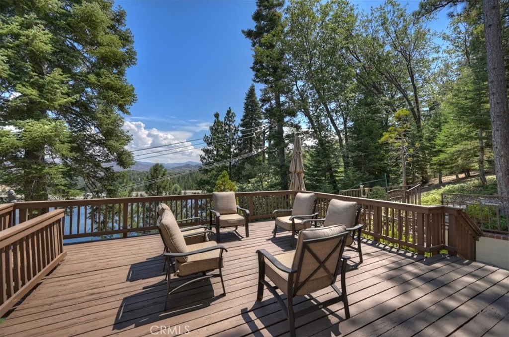 483 Emerald Property Photo 65