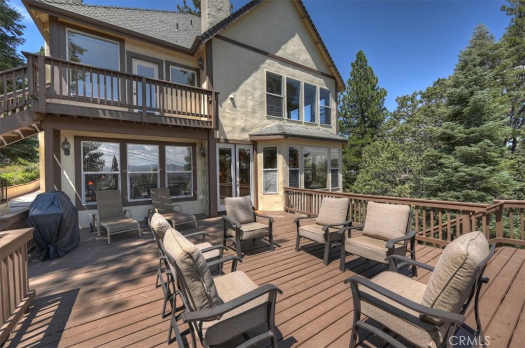 483 Emerald Property Photo 67