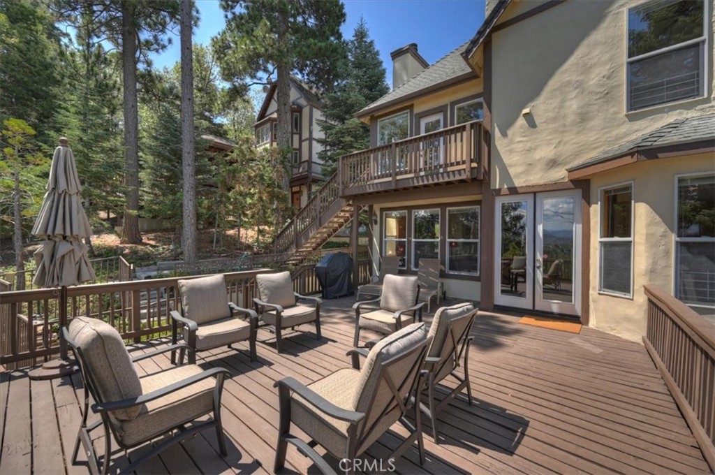 483 Emerald Property Photo 68
