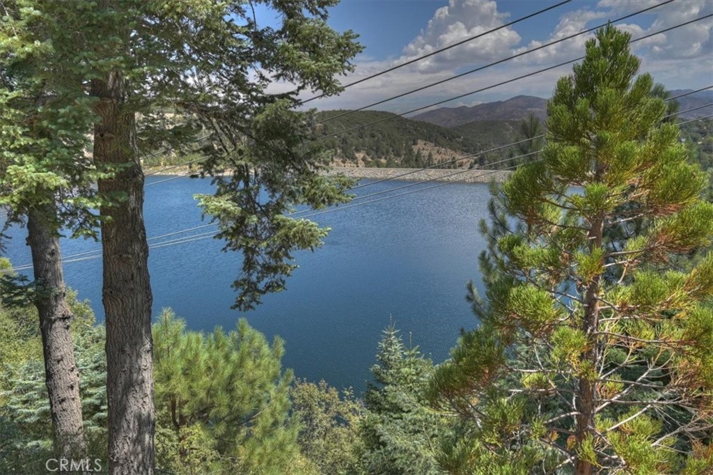 483 Emerald Property Photo 70