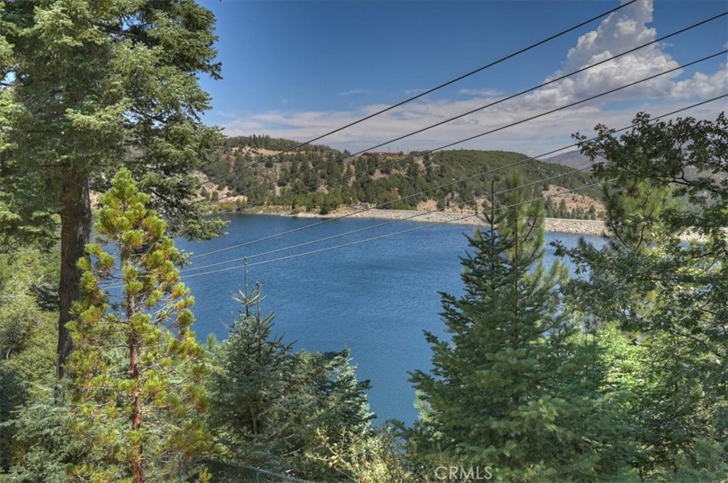 483 Emerald Property Photo 71