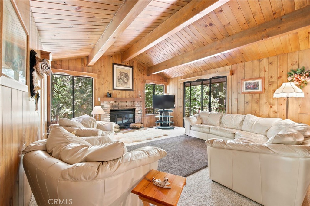 745 Kuffel Canyon Property Photo 8