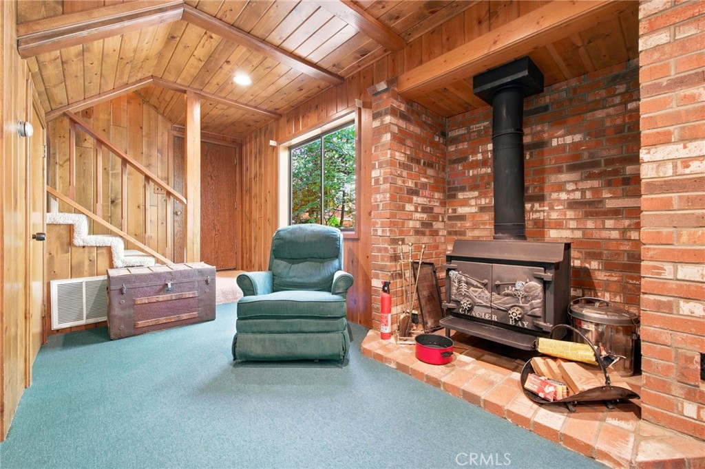 745 Kuffel Canyon Property Photo 37