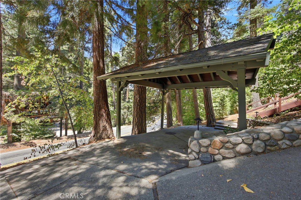 745 Kuffel Canyon Property Photo 44