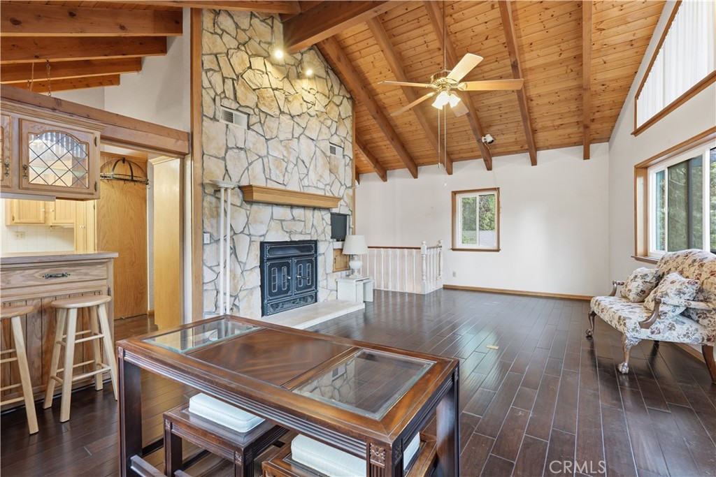 24036 Cresta Property Photo 18
