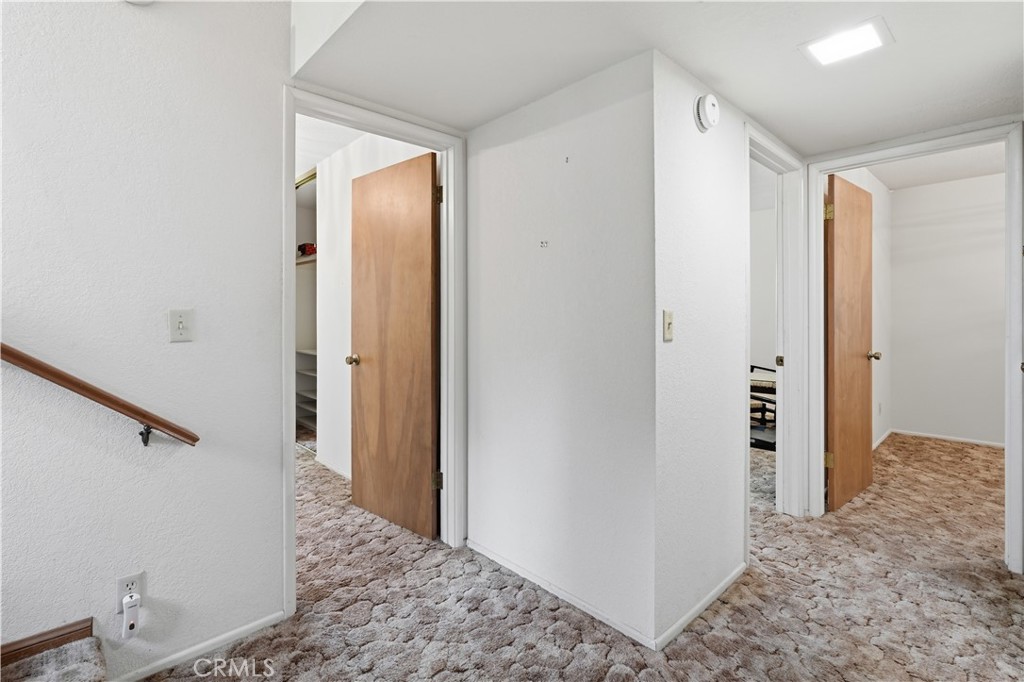 24036 Cresta Property Photo 23