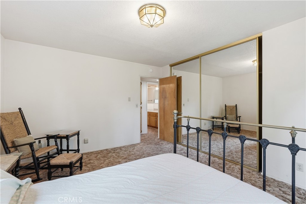 24036 Cresta Property Photo 27