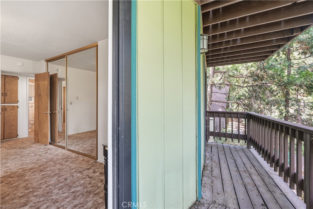 24036 Cresta Property Photo 28