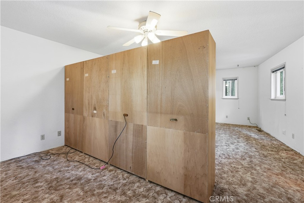 24036 Cresta Property Photo 32