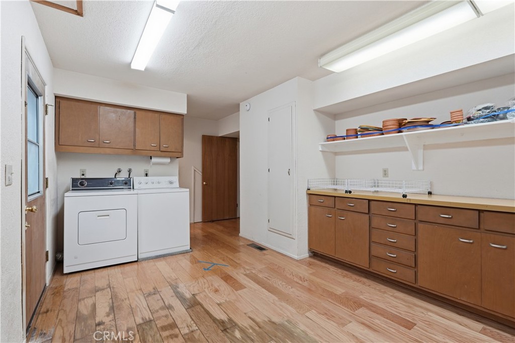 24036 Cresta Property Photo 37