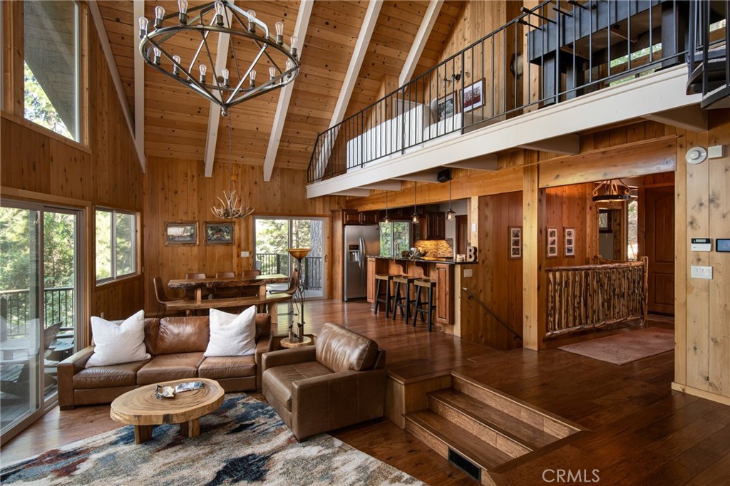 26621 Thunderbird Property Photo 4