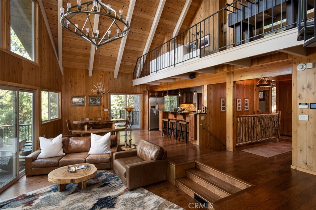 26621 Thunderbird Property Photo 4