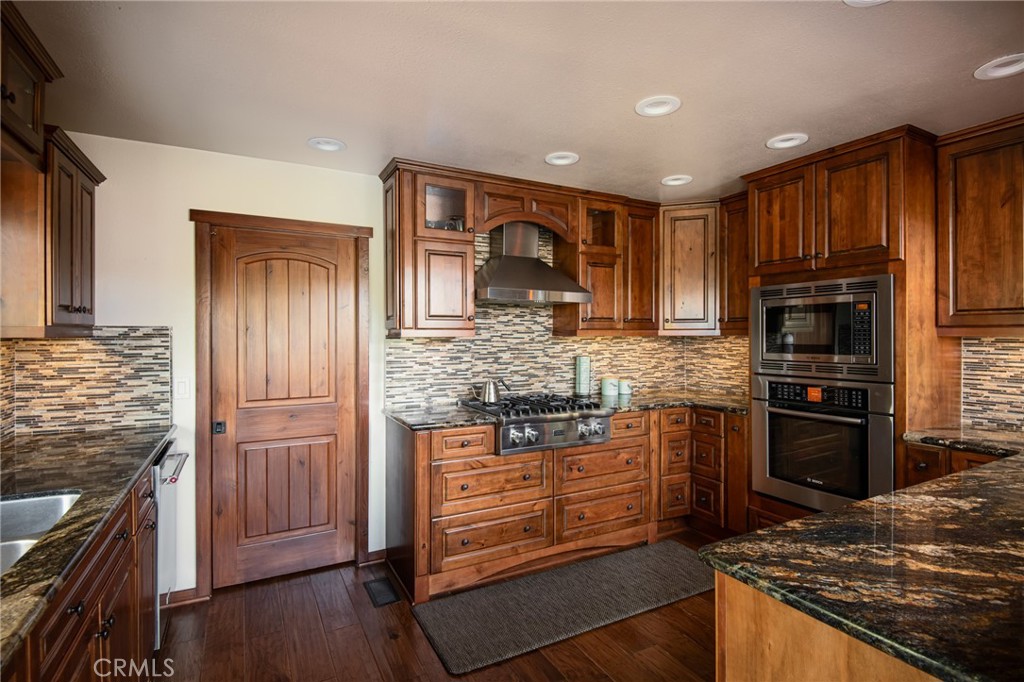 26621 Thunderbird Property Photo 8