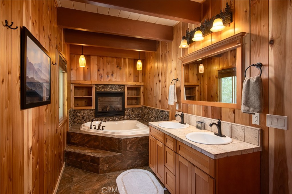 26621 Thunderbird Property Photo 17